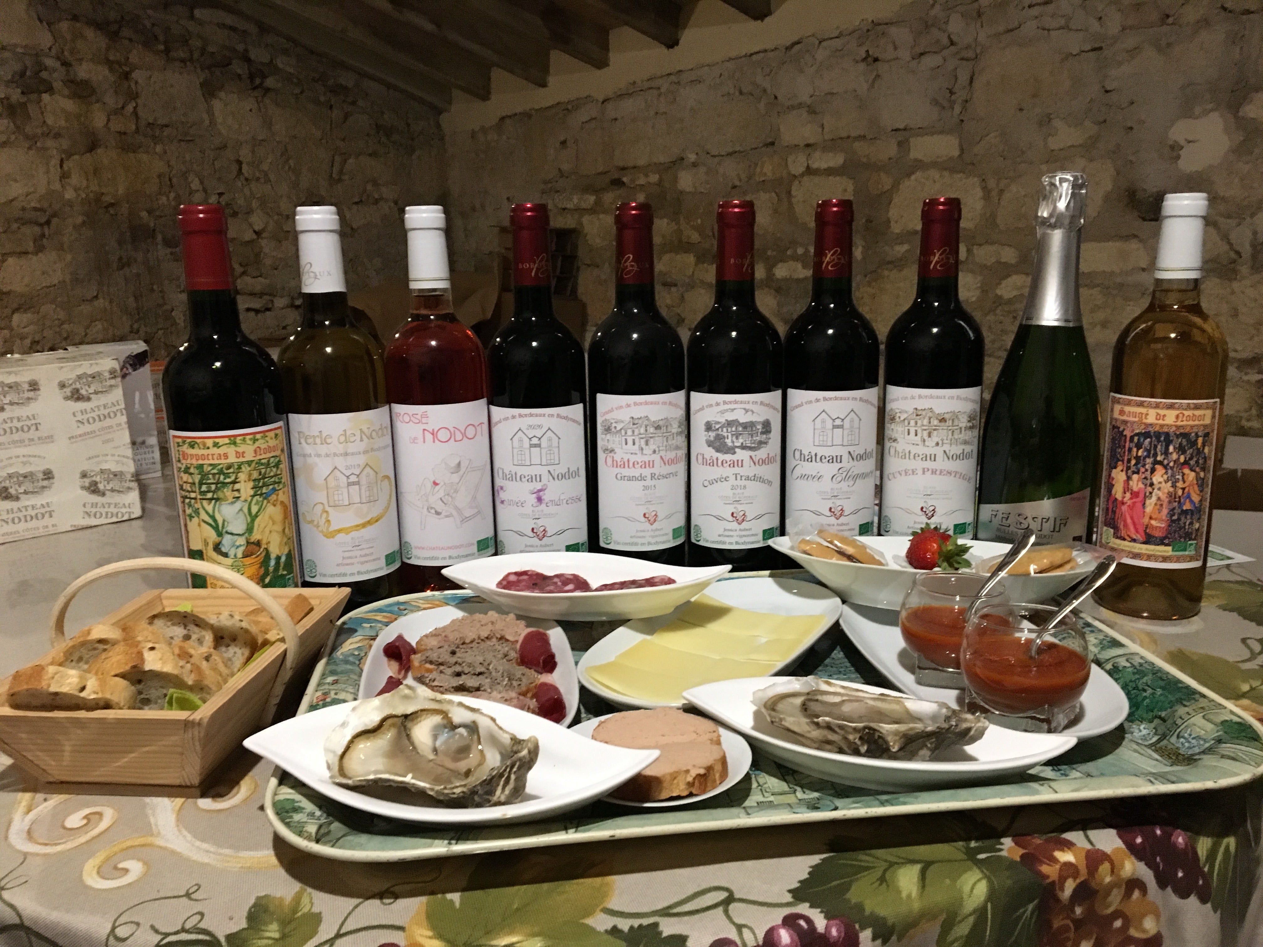 Une dégustation accord mets et 7 vins et visite au Château Nodot