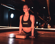Séance de sport au studio Poses