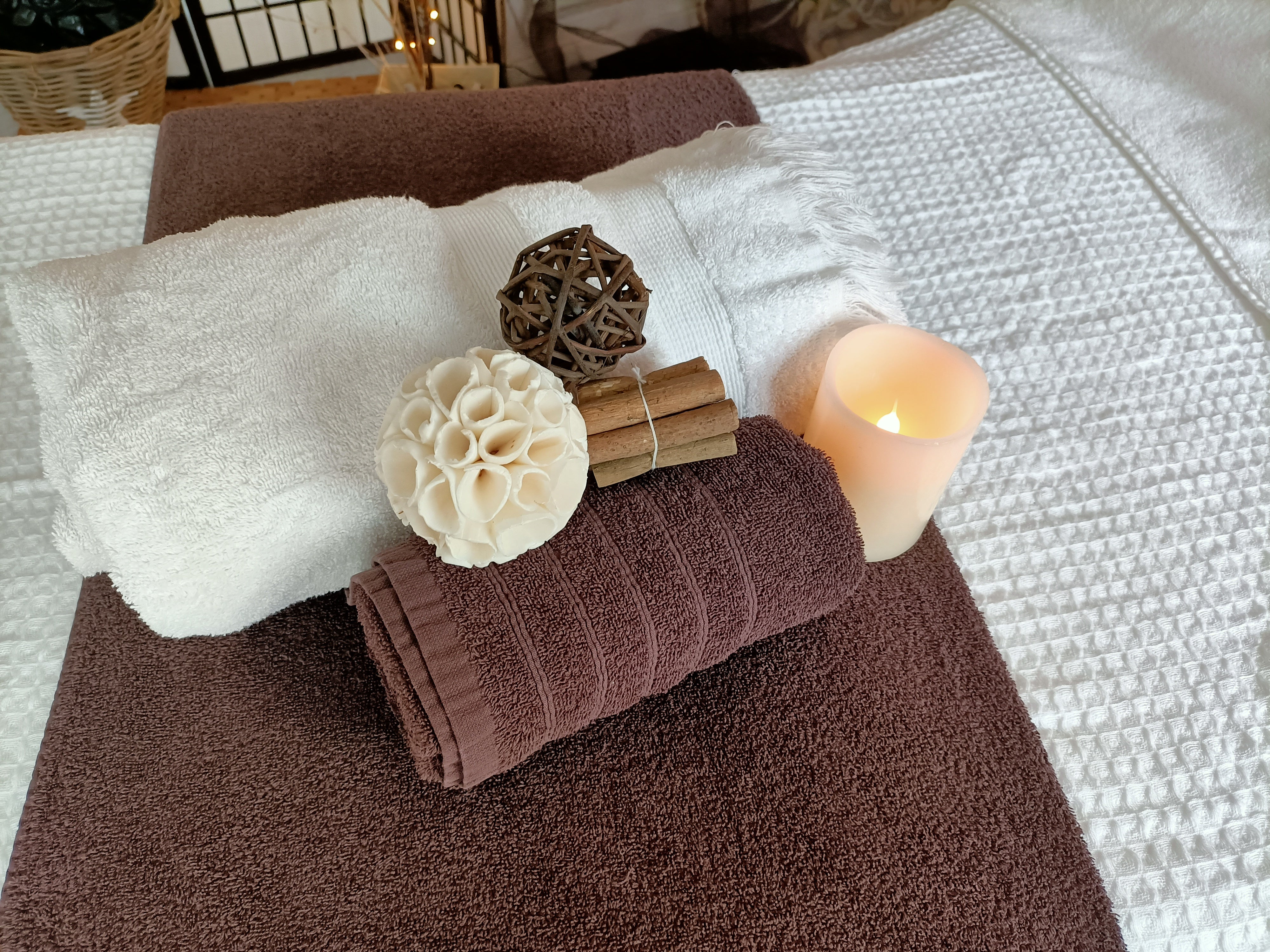 Un massage aux pierres chaudes chez Reflet Zen - 1h10