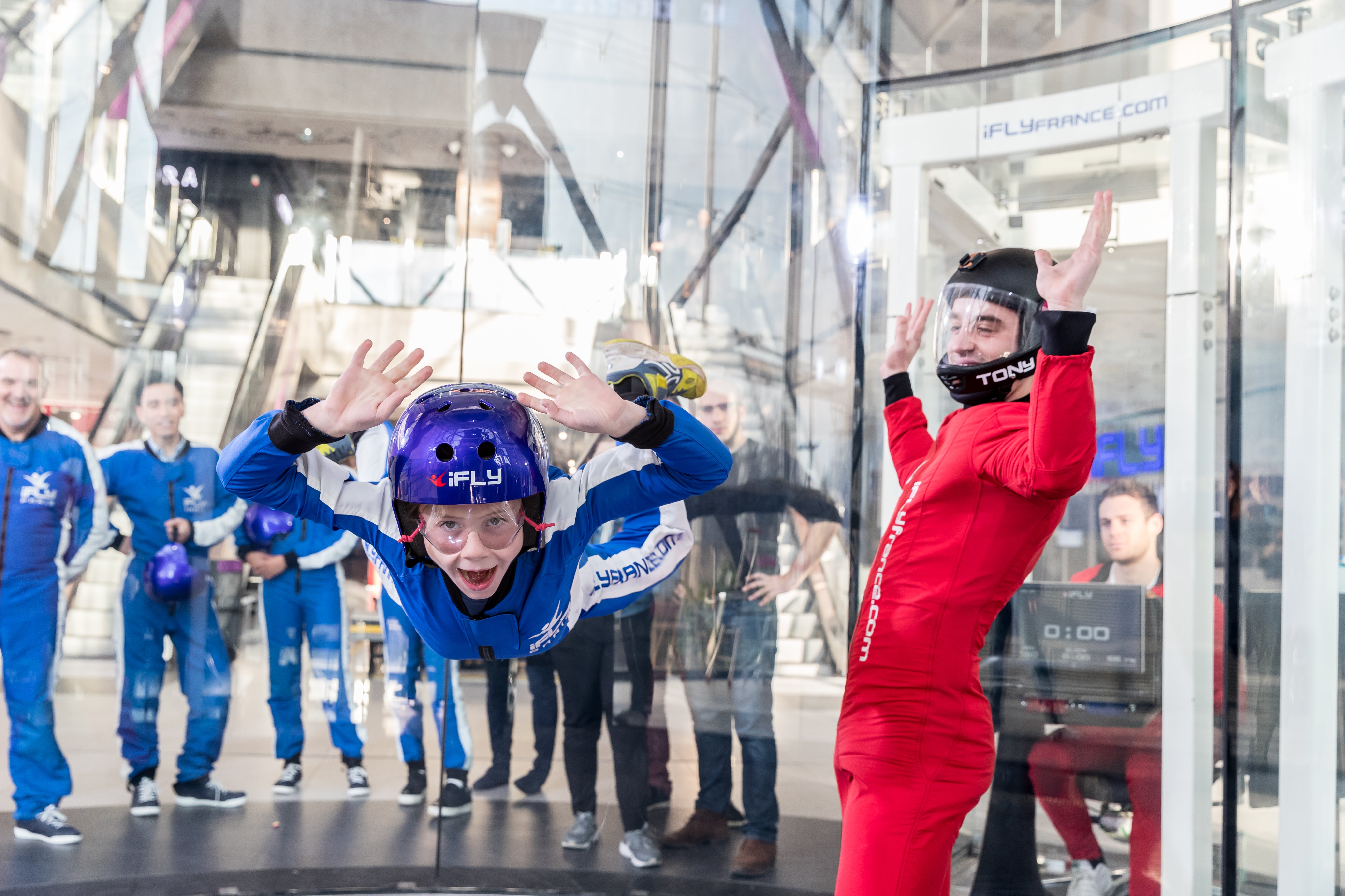 Deux chutes libres en soufflerie chez iFLY Paris - 2 min