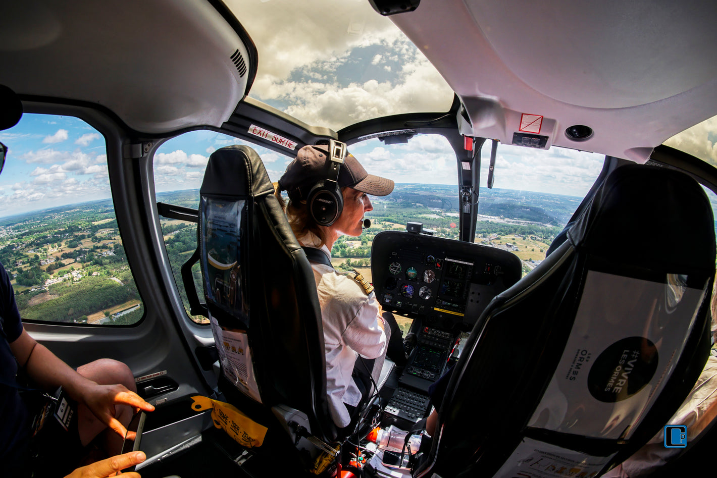 Un vol panoramique en hélicoptère chez Héliberté HJS - La Rochelle - 25 min