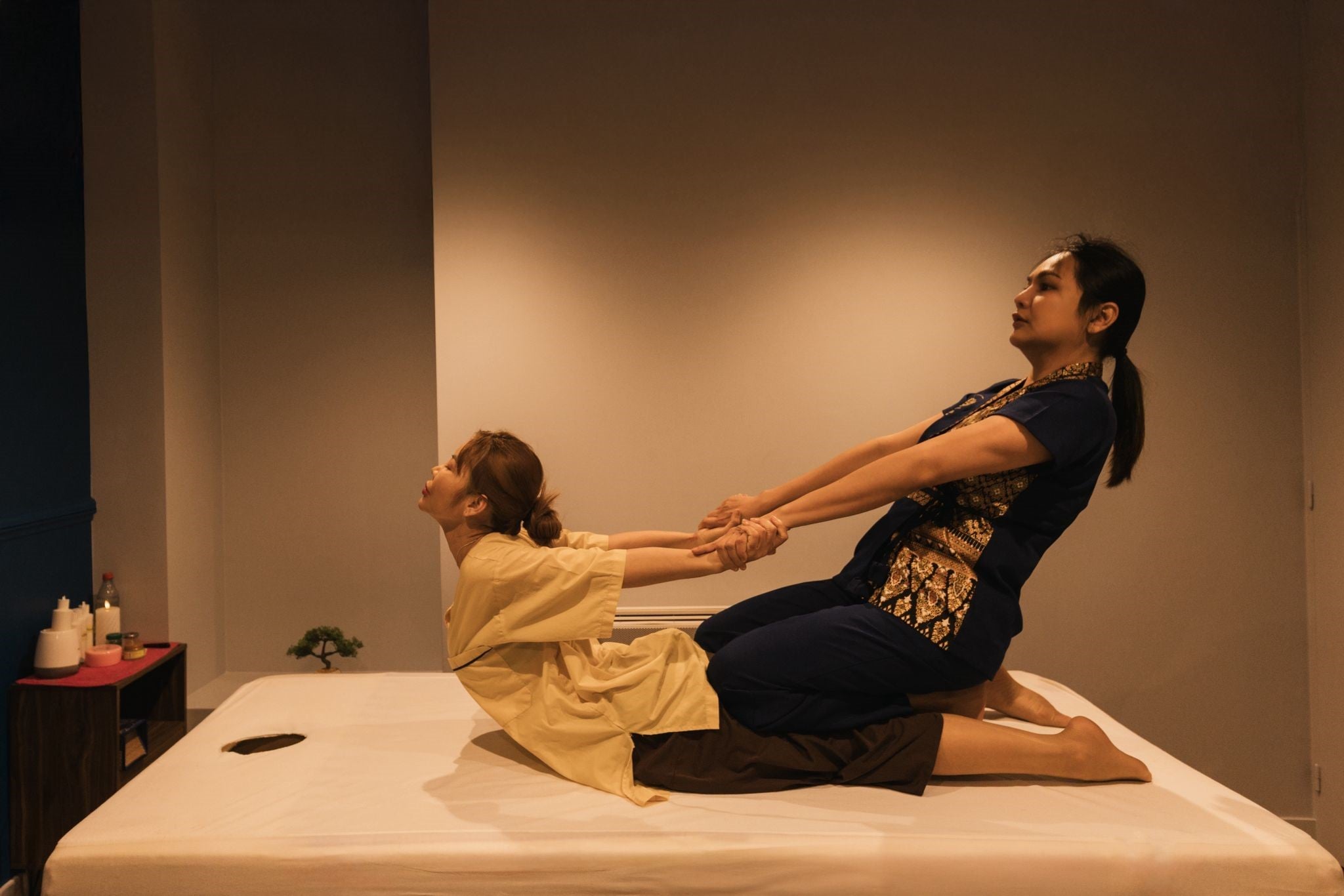 Séance de massage thaï traditionnel ou aux huiles chaudes chez Sabai Dee Thaï Spa - 1h
