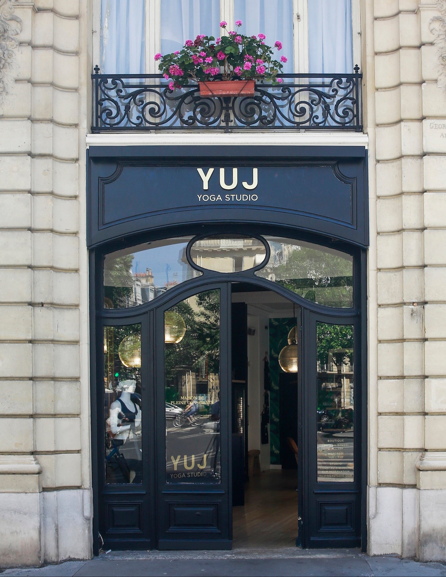5 séances de sport au YUJ Yoga Studio