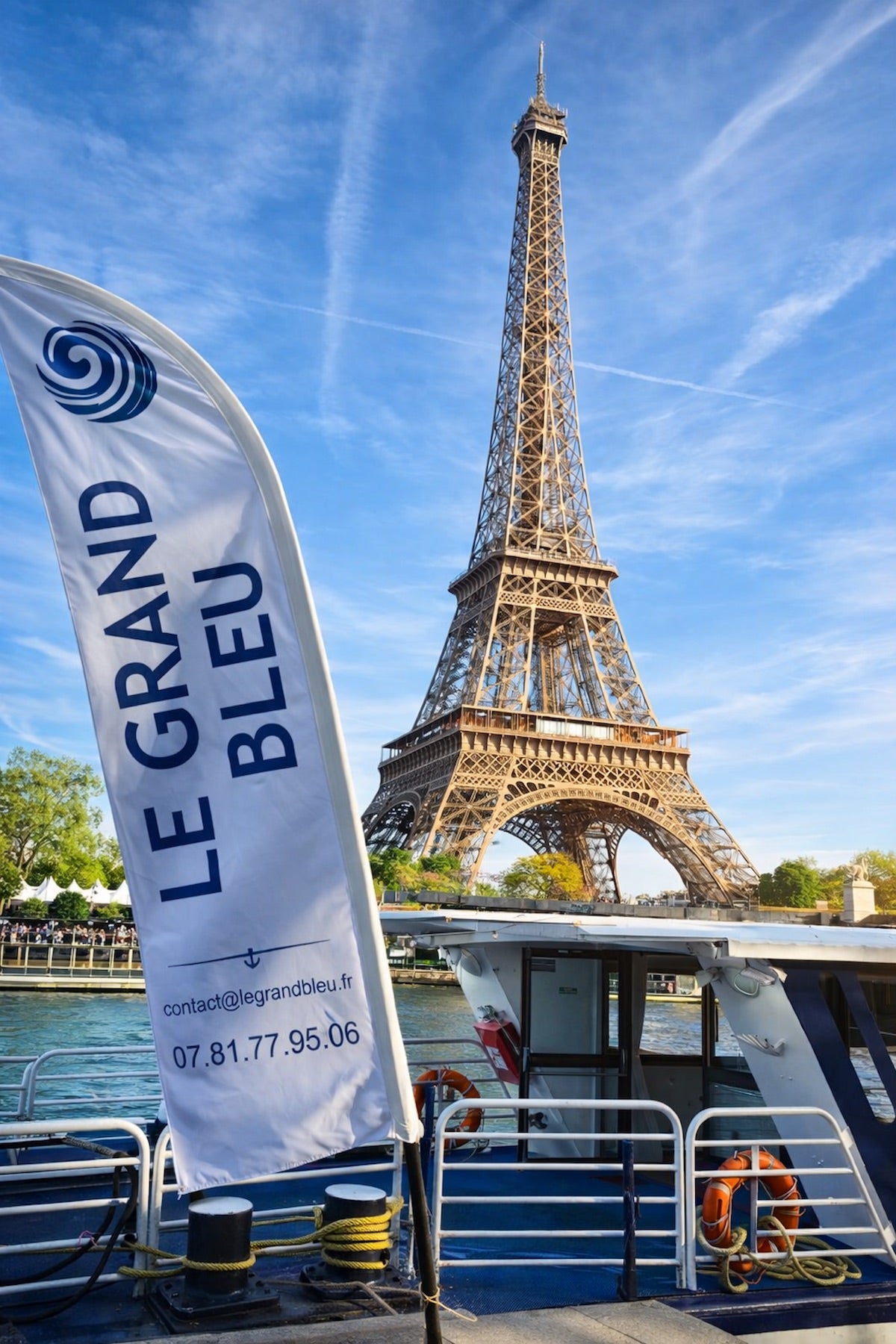 Dîner-croisière sur la Seine avec entrecôte premium à volonté sur le Grand Bleu