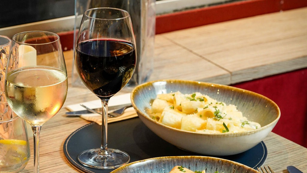 Soirée Trattoria en Seine à bord du Théo