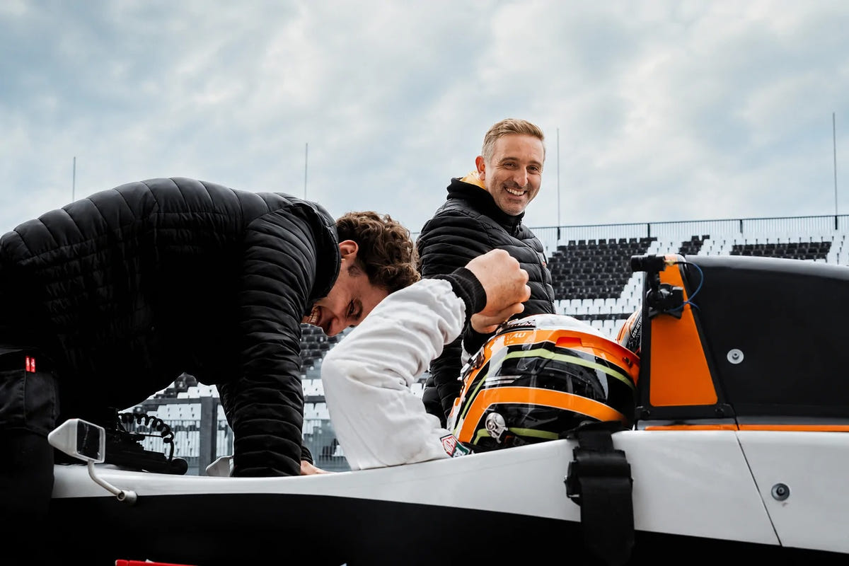 Pilotage Formule 4 Tatuus T014 chez CD Sport au Circuit de la Ferté-Gaucher