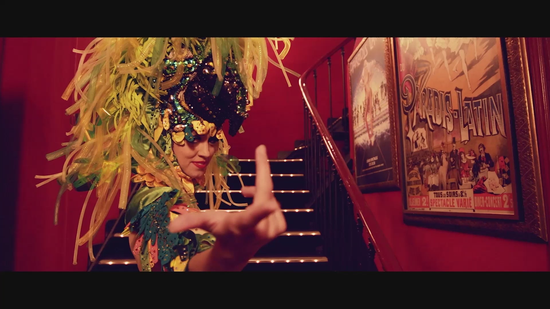 Charger la vidéo : Spectacle familial au Paradis Latin par Kamel Ouali