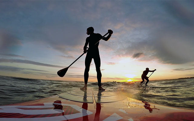 Une location de combinaison un cours de stand up paddle chez Kite-R évolution - 1h30